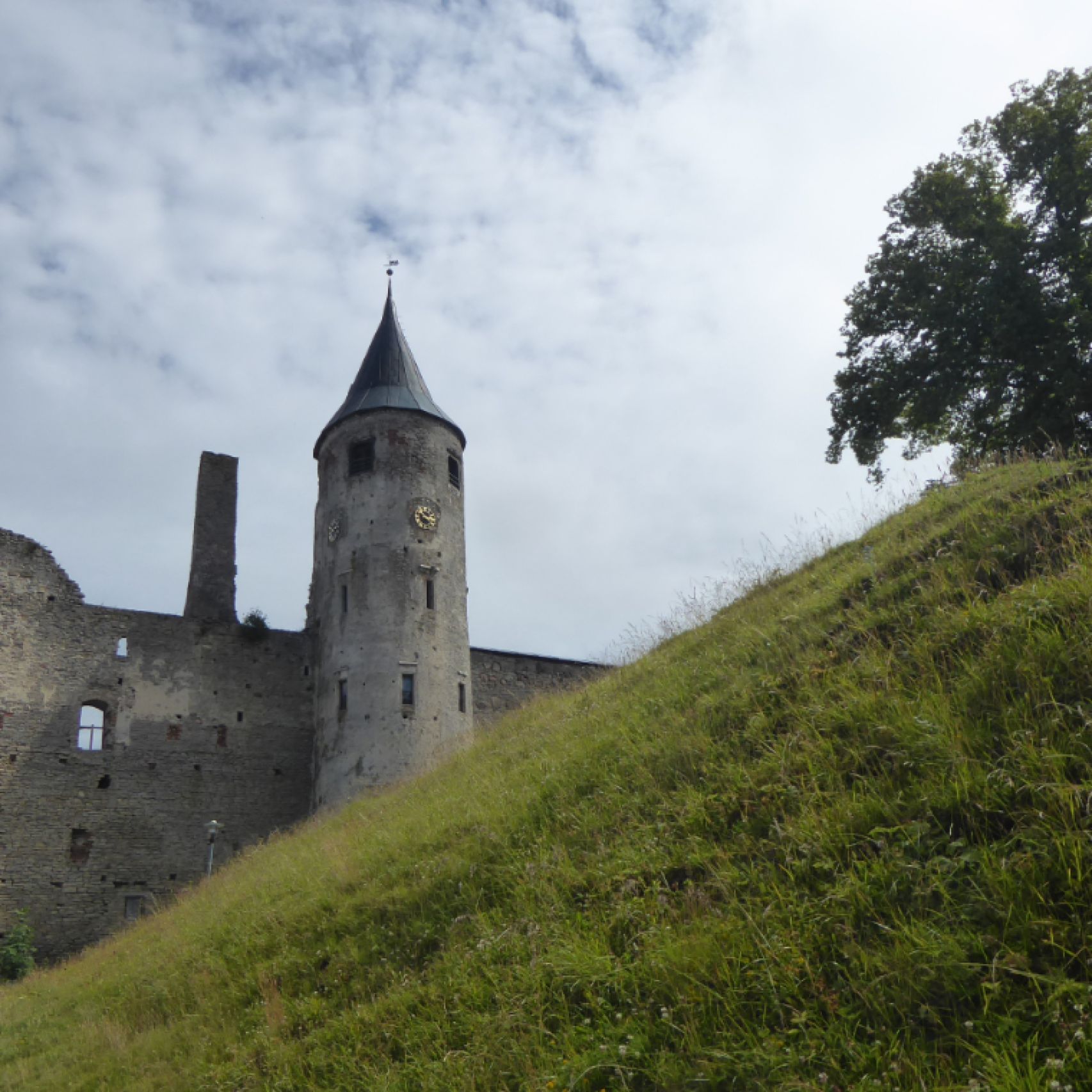 Estonia Haapsalu castle