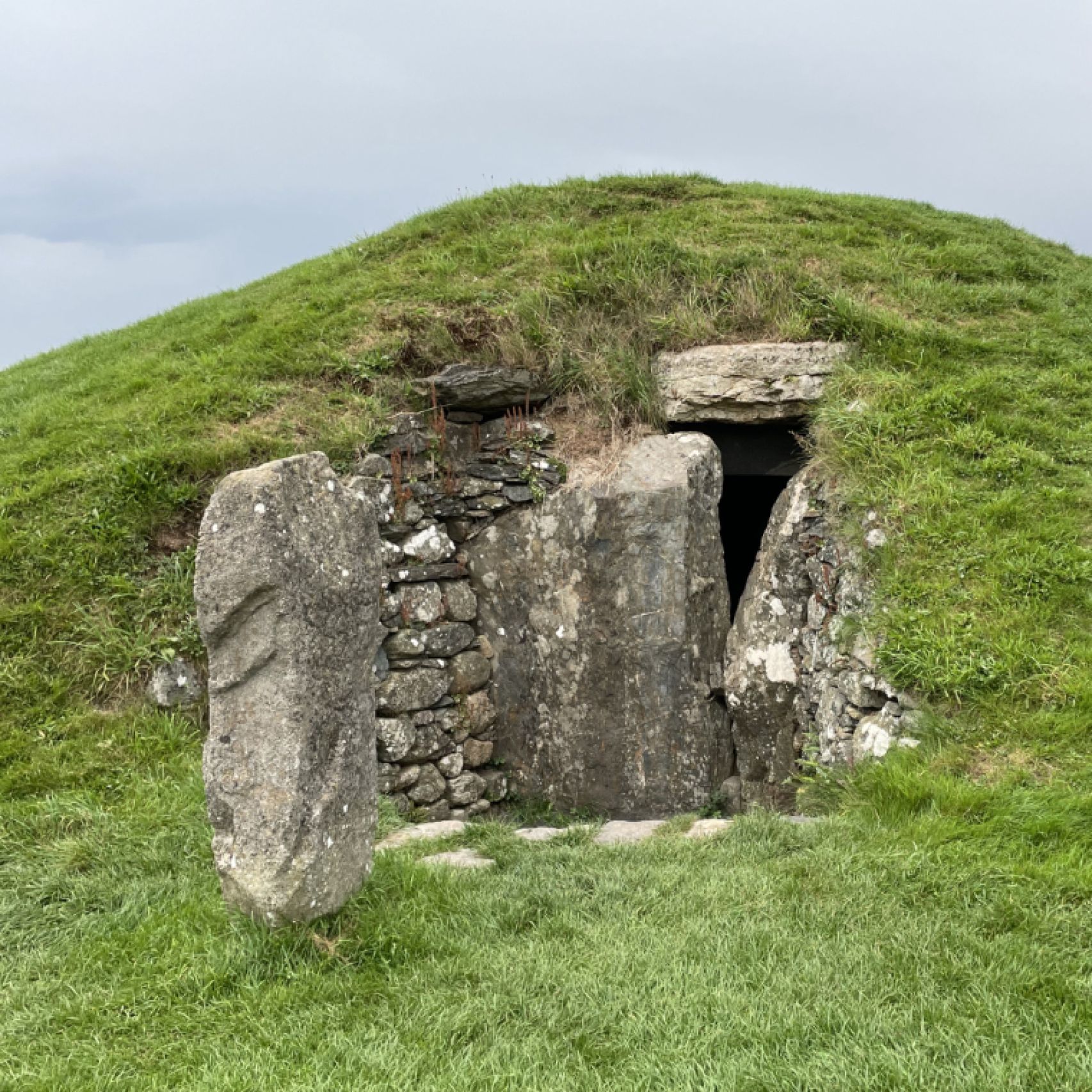 Anglesey Bryn Celli Ddu