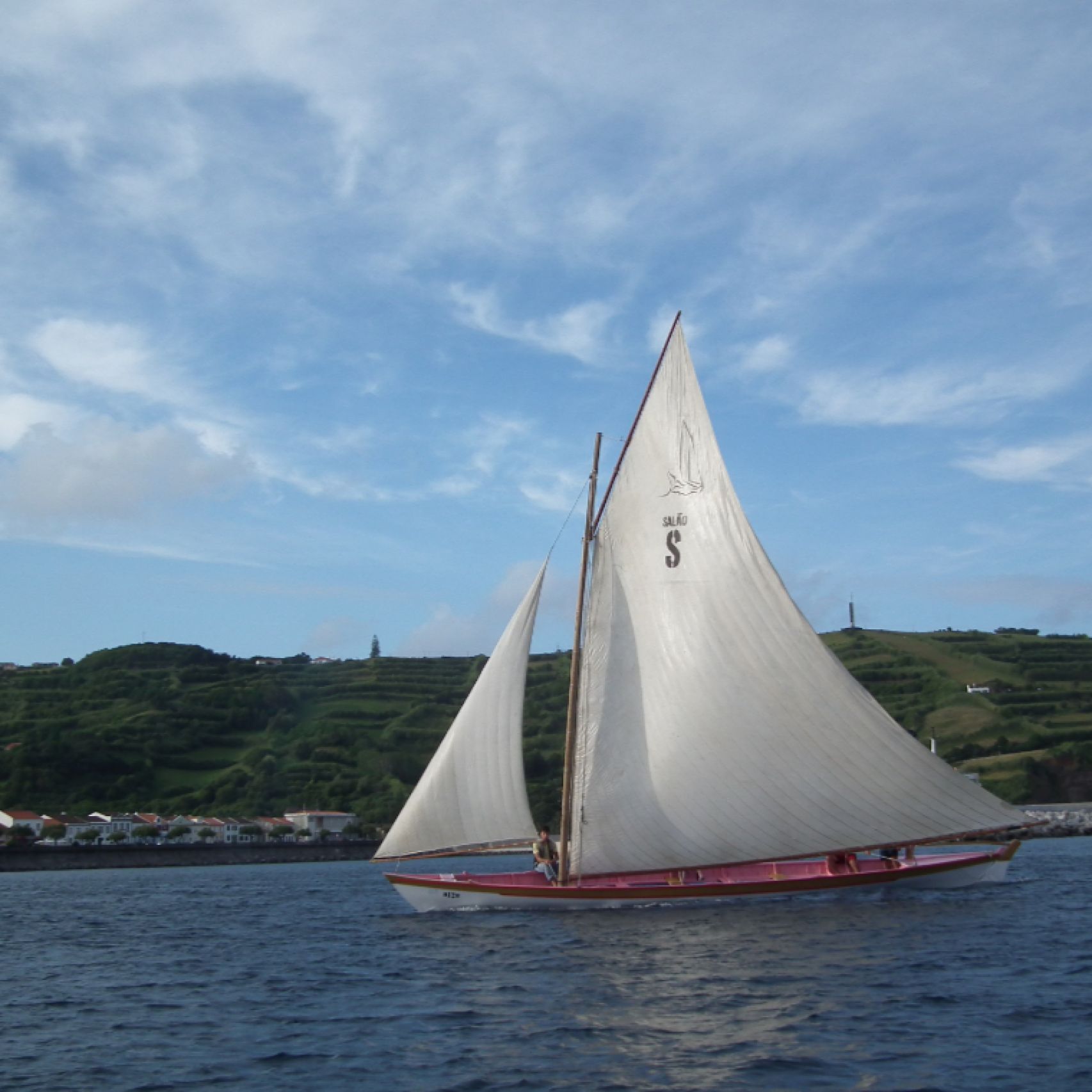 Azores whaler